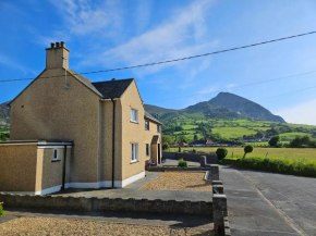 Mor a Mynydd